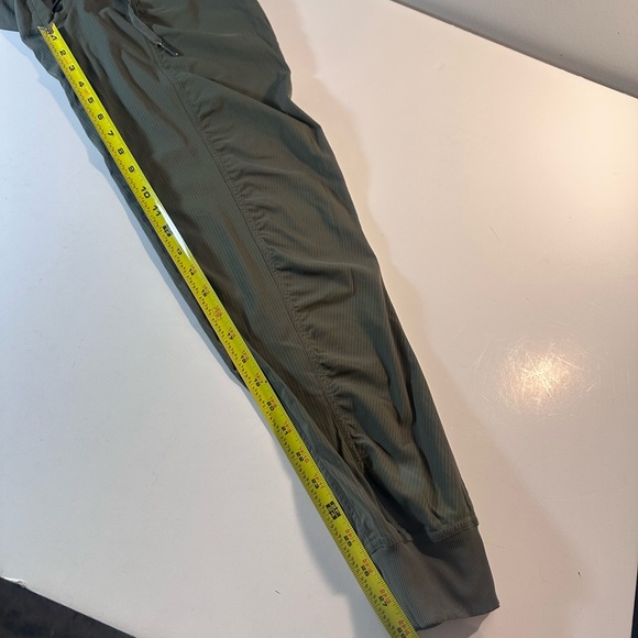 Lululemon Dance Studio Mid-rise Army Green Joggers Pants Women’s Size 4 - Picture 6 of 10